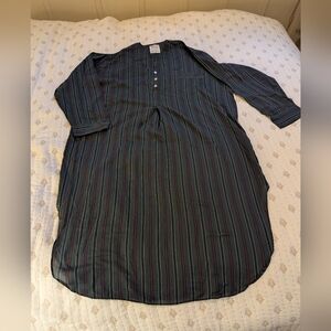 Vintage Men's Diplomat sleep shirt medium
